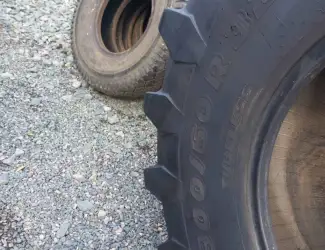 Бу шина 900/60r32 (35.5-р32) TRELLEBORG