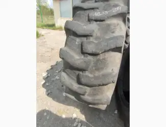 Бу шина 16.9-24 Deestone 1 шт
