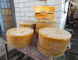 Зображення для оголошення Бджолиний віск, пчелиный воск, beeswax, ceară de