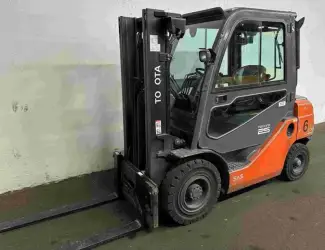 Зображення для оголошення Вилочный погрузчик 2.5т. Toyota 02-8FDF25