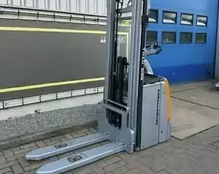 Зображення для оголошення Штабелер поводковий Still EXV SF 14 2019 року 5 метрів підйом