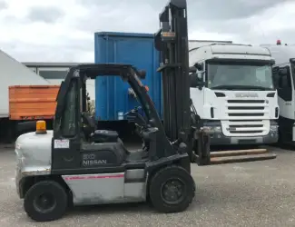 Зображення для оголошення Вилочный погрузчик Nissan FGD 02 A 30Q