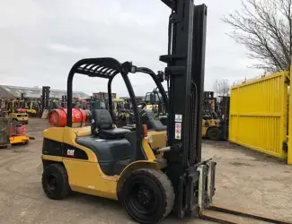 Зображення для оголошення Вилочный погрузчик Cat Lift Trucks GP35N