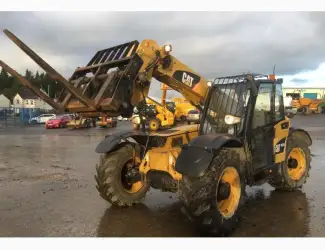 Зображення для оголошення Телескопический погрузчик CAT TH330 агри