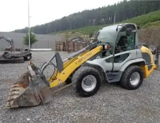 Зображення для оголошення Фронтальный погрузчик Kramer 480