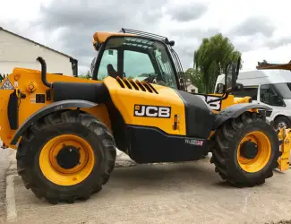 Зображення для оголошення Телескопический погрузчик JCB 531-70 DEMO