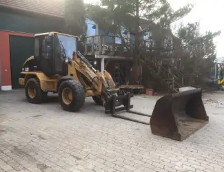 Зображення для оголошення Фронтальный погрузчик CAT 908