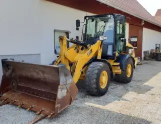 Зображення для оголошення Фронтальный погрузчик Caterpillar 907 H2
