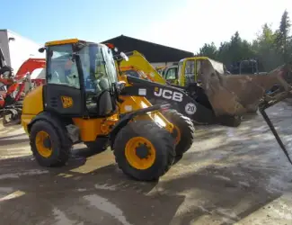 Зображення для оголошення Фронтальный погрузчик JCB 409 2013 года