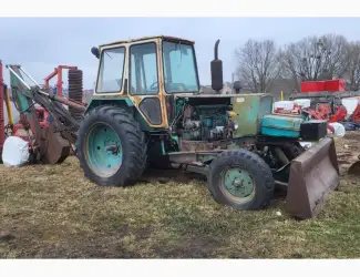 Трактор Екскаватор ЮМЗ ЕО-2621В-3 Бульдозер