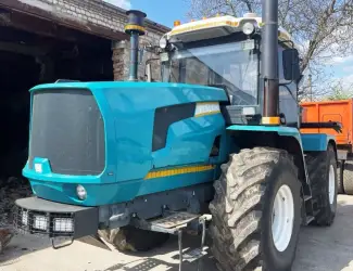 Трактор колісній ХТЗ 242К
