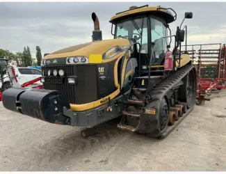 Трактор гусеничний Challenger MT 865C
