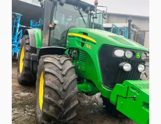Трактор колісний John Deere 7930