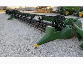 Зображення для оголошення Жниварка John Deere 630 F Hydraflex шириною 9 метрів