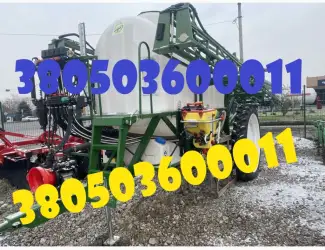 Новий причіпний обприскувач Spray Expert 3000-24