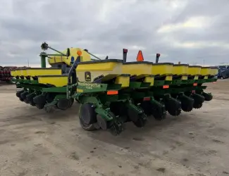 Зображення для оголошення Сівалка просапна John Deere 1780 пневматична з США