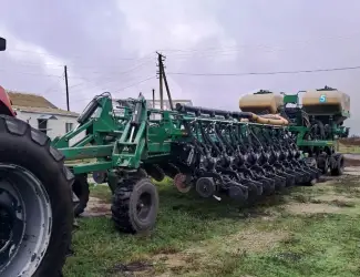 Сівалка Great Plains YP2425A-4715 24/47 рядкова (70/35 міжряддя)
