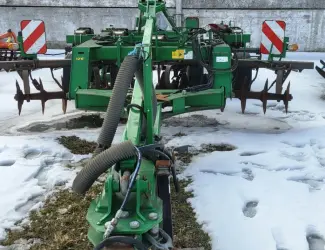 Продаж Дисковий глибокорозпушувач John Deere 2720 Disk Ripper