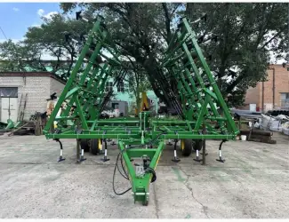 Зображення для оголошення Культиватор John Deere 980 шириною 11 метрів