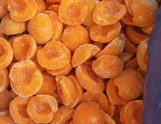 Зображення для оголошення Продам абрикос заморожений половинки