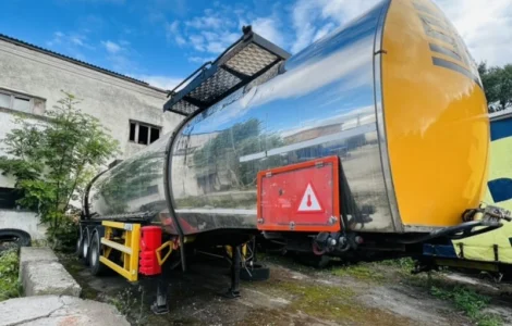 Цистерна напівпричіп бітумовоз Fruehauf DJD 31 м3 Свіжа