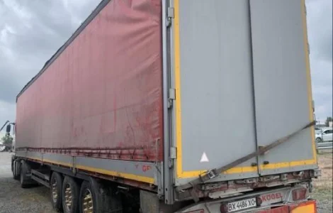 Напівпричіп - тентований KOEGEL S24 2011 р.в