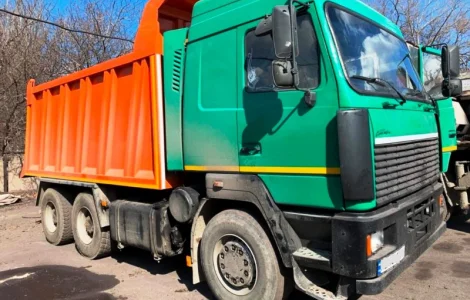 Автомобіль вантажний МАЗ 643008 самосвал