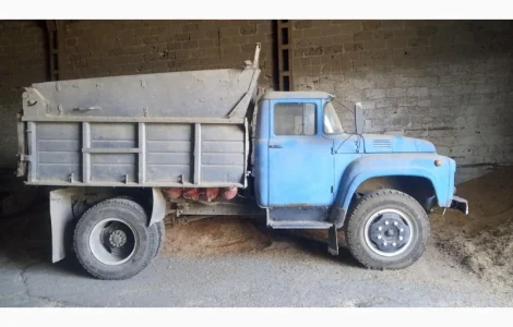 Вантажний автомобіль самоскид ЗІЛ ММЗ модель 45021