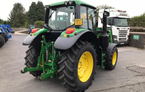 Трактор John Deere 6110М