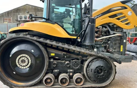 Трактор гусеничний Challenger MT 755E (2015)