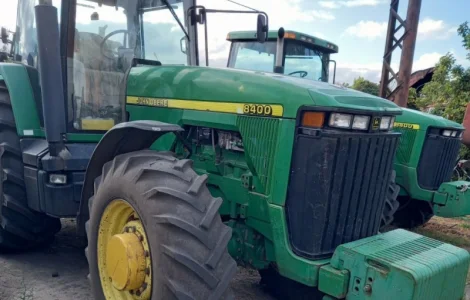 Продам трактор Джон Дір 8400