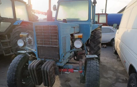 Трактор (сільхозтехніка) МТЗ 80