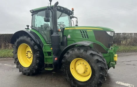 Трактор John Deere 6215R 2020 рік