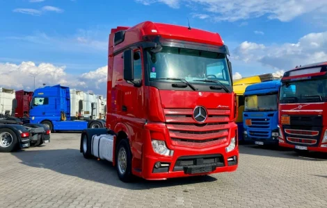Тягач mercedes-benz actros - 2014 рік