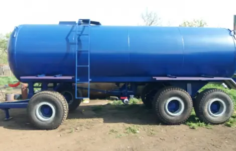 Бочка на колесах для воды