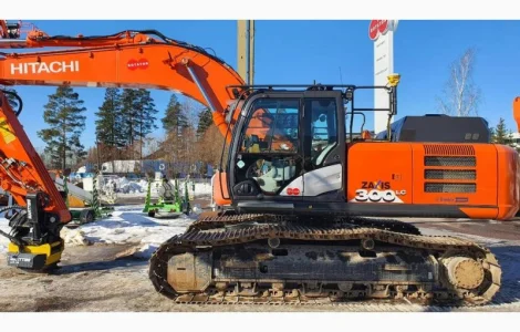 Екскаватор Hitachi ZX300LC-6