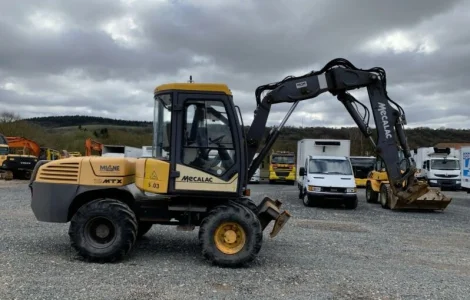 Экскаватор-погрузчик Mecalac 12 MXT