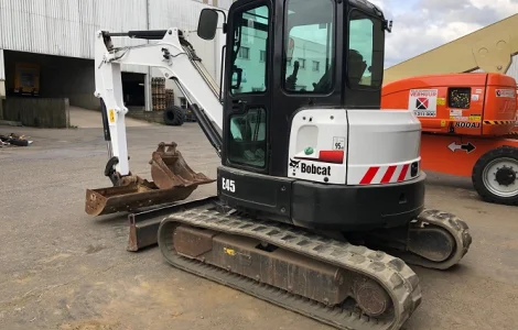Мини-экскаватор Bobcat E45