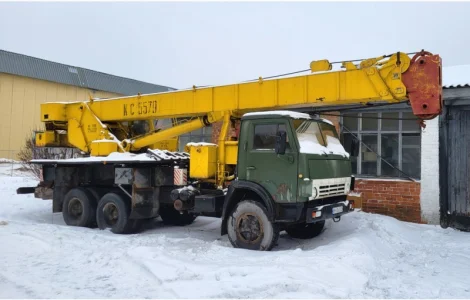 Автокран 25т КС 5579 на базе шасси Камаз
