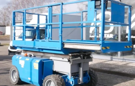 Дизельный ножничный подъемник 12м Genie GS 3268 4X4 1941мч
