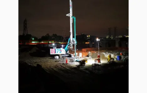 Купить осветительную мачту с генератором Luxtower LUX M12
