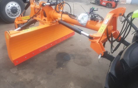 Продам новий навісний дорожній грейдер RD-Z24 (Pronar, Польща)
