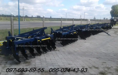 Продаємо двухрядні навісні та причіпні дискові борони АГД