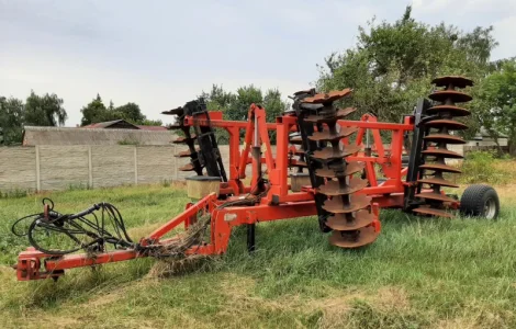 Тяжелая дисковая борона Quivogne APAXR 36