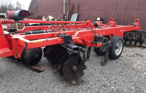 Дисковая борона Дискатор Quivogne 410