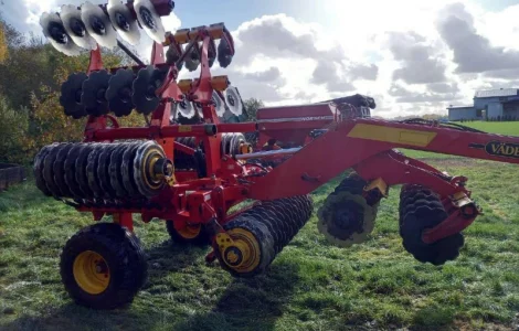 Дискатор Vaderstad Carrier CR420