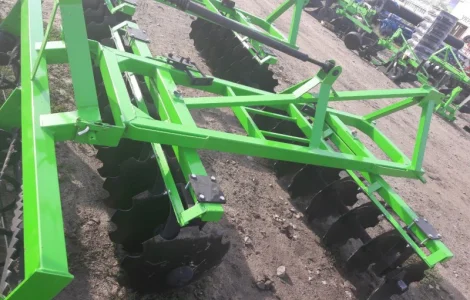 Польська дискова борона 1.8 м фірми Bomet з катком