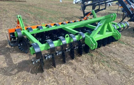 Дисковий лущильник ШАРК 3.2 навісний, ціни знижено, розпродаж складських залишків