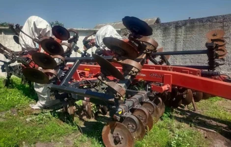 Дисколаповий глибокорозпушувач CASE IH Ecolo-Tiger 9300