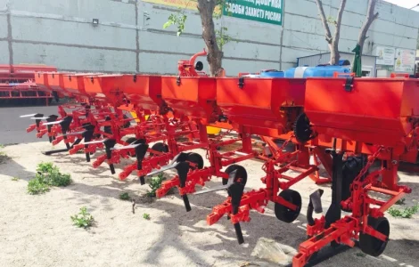 КРН 5, 6 междурядный культиватор (усиленный на 205 подшипнику) с подкормкой
